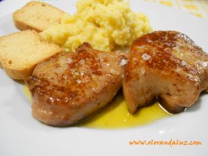 Foie-con-pure-de-manzana