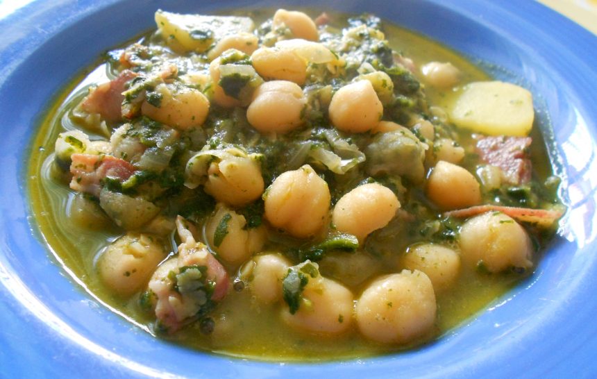 Potaje de garbanzos con espinacas