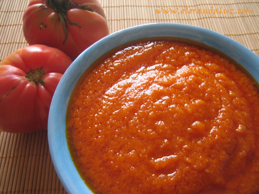 Salsa de tomate o tomate frito casero