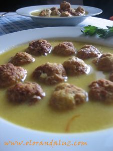 Albondigas-guisadas