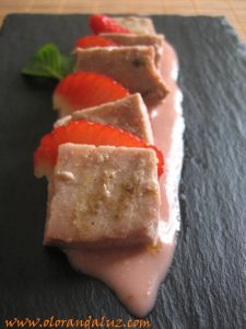 atun-fresco-con-fresas