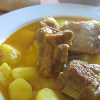 guiso-de-costillas-con-patatas Guiso de costillas con patatas