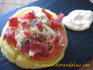 Minipizzas-patata-jamonserrano-tomate-queso-#RetoCanalCocina