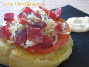 Minipizzas-patata-jamonserrano-tomate-queso-#RetoCanalCocina