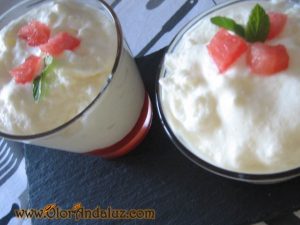 Mousse-de-queso-con-mermelada-de-sandia