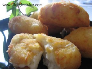 croquetas-de-gambas-con-hierbabuena