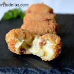 croquetas-queso-azul-pasas