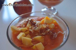 Salmorejo de manzana