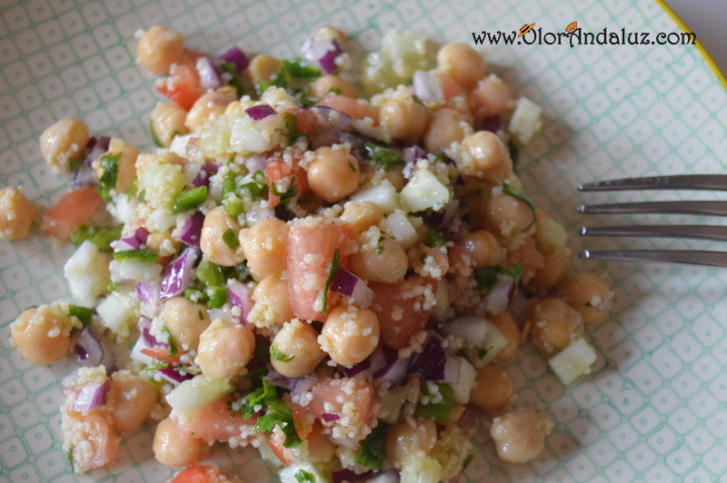 Ensalada de garbanzos y cous cous